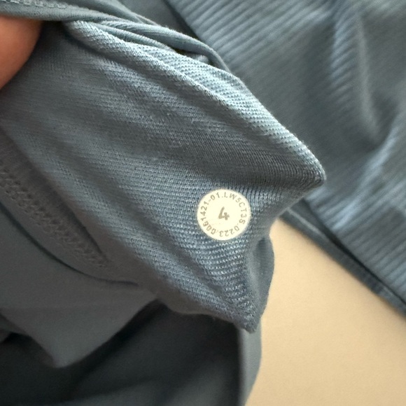 Lululemon Align 25” Blue Leggings - matching set - Picture 5 of 5